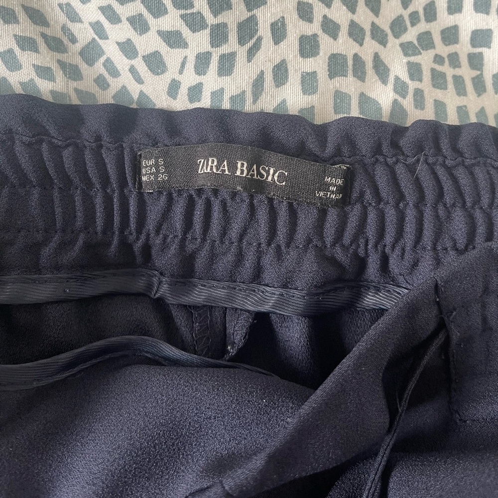 Dress pants - Picture 2 of 3